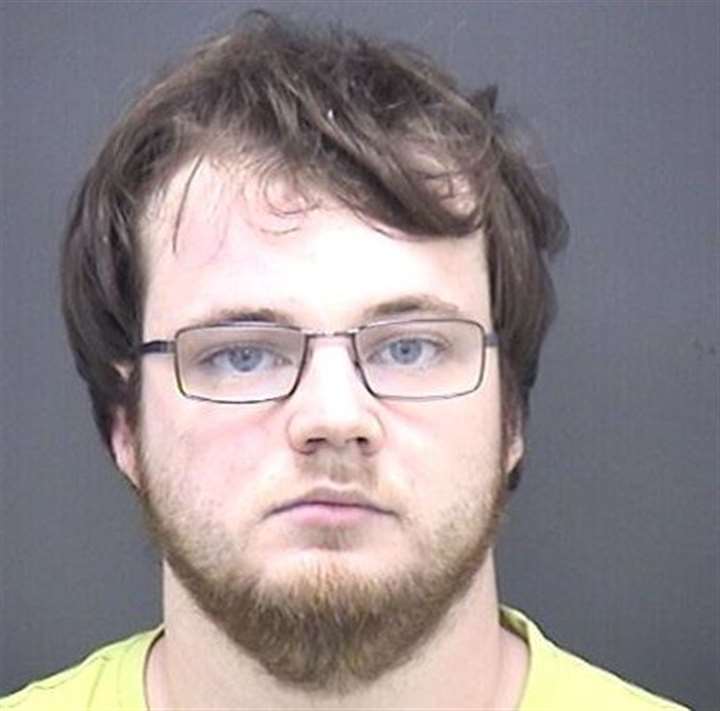 Adam Weekss photo