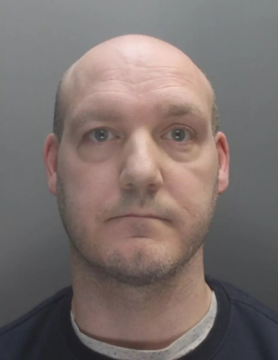 Simon Tunstalls photo